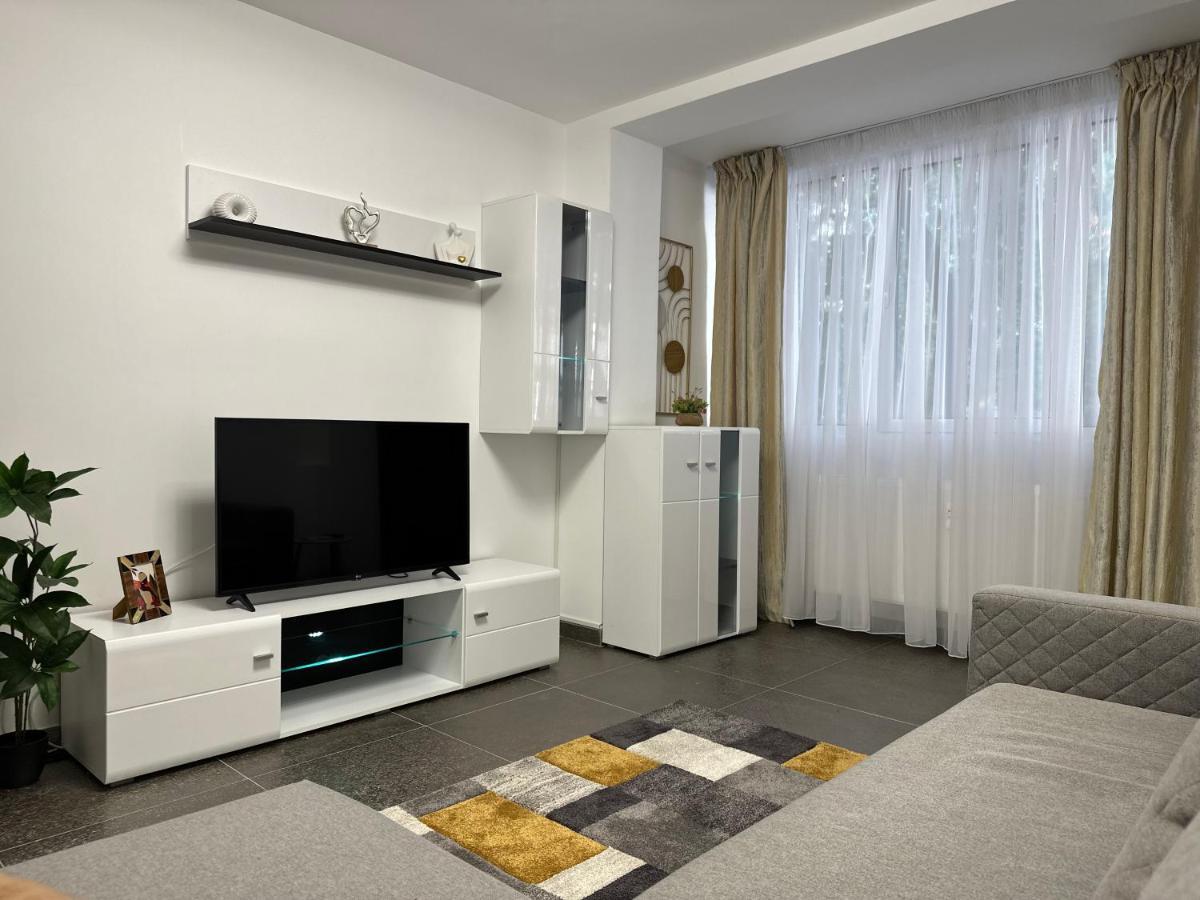 Xox Comfort Obregia Bucarest Exterior foto