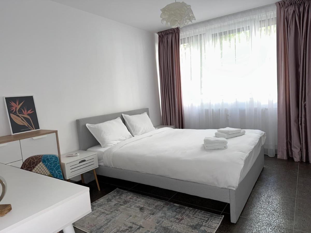 Xox Comfort Obregia Bucarest Exterior foto